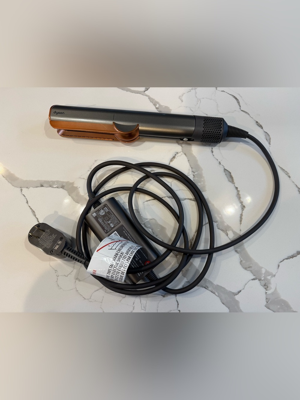 Dyson Airstrait Straightener HS06
Nickel/Copper